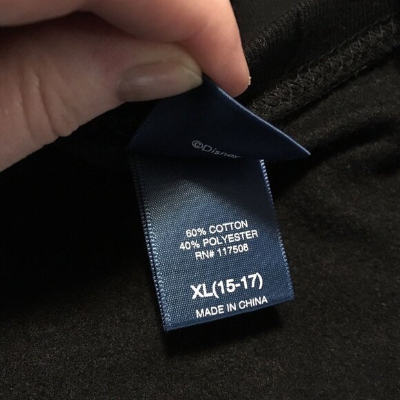 Disney Frozen II Sweatshirt Size XL 15 17 Black Light Up Fleece Crewneck - Picture 7 of 16